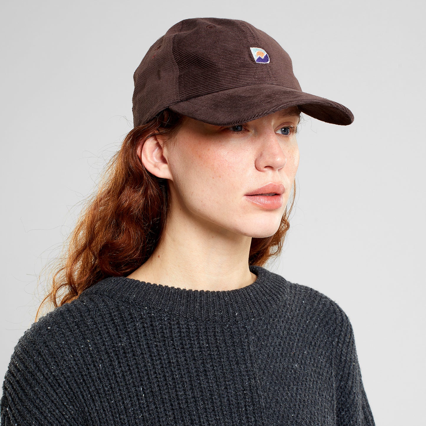Soft Cap Slussen Corduroy Mountain Logo - Coffee Brown