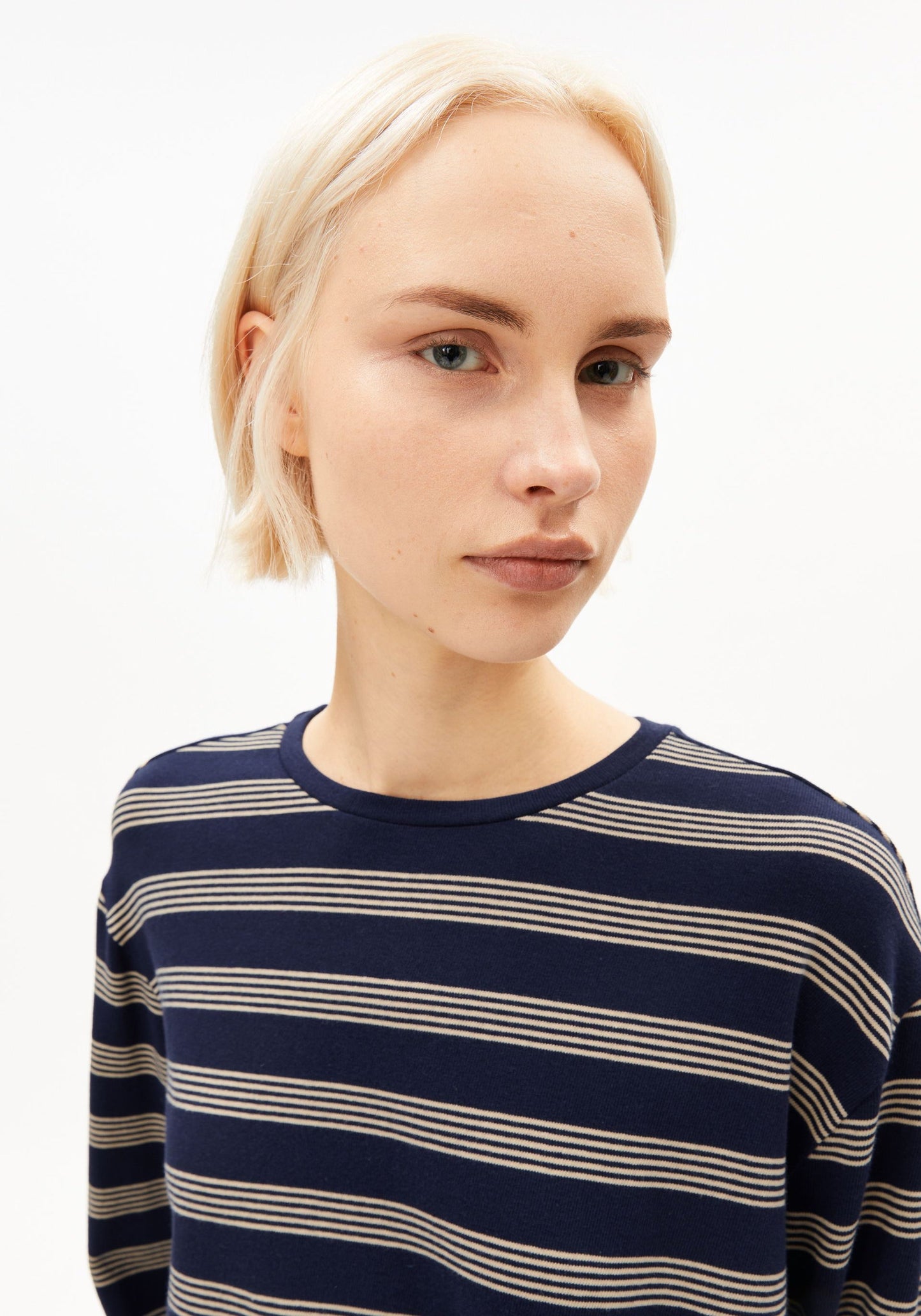 Marynaa Fine Stripe Longsleeve - Tinted Navy/Golden Hay