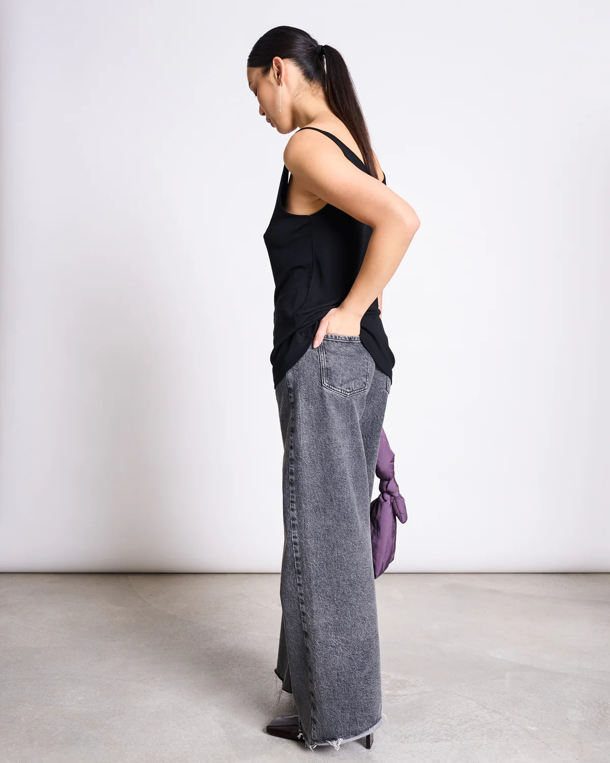 Slip Top Triangle Flow - Black