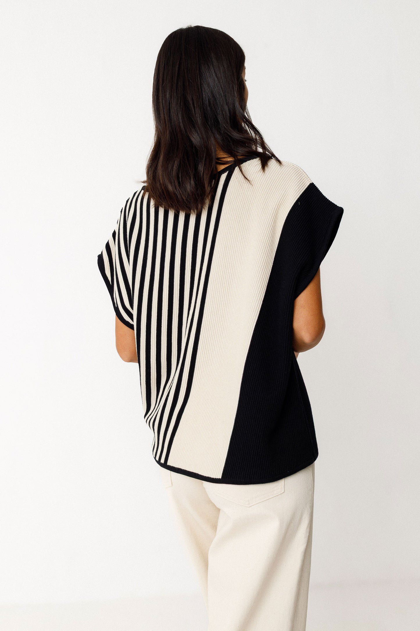 LAST ONE in XL - Ainhoa Jumper - Black/White