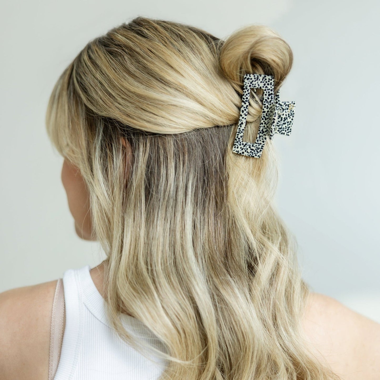 Hair Clip The Minimalist MEDIUM - Chia Black