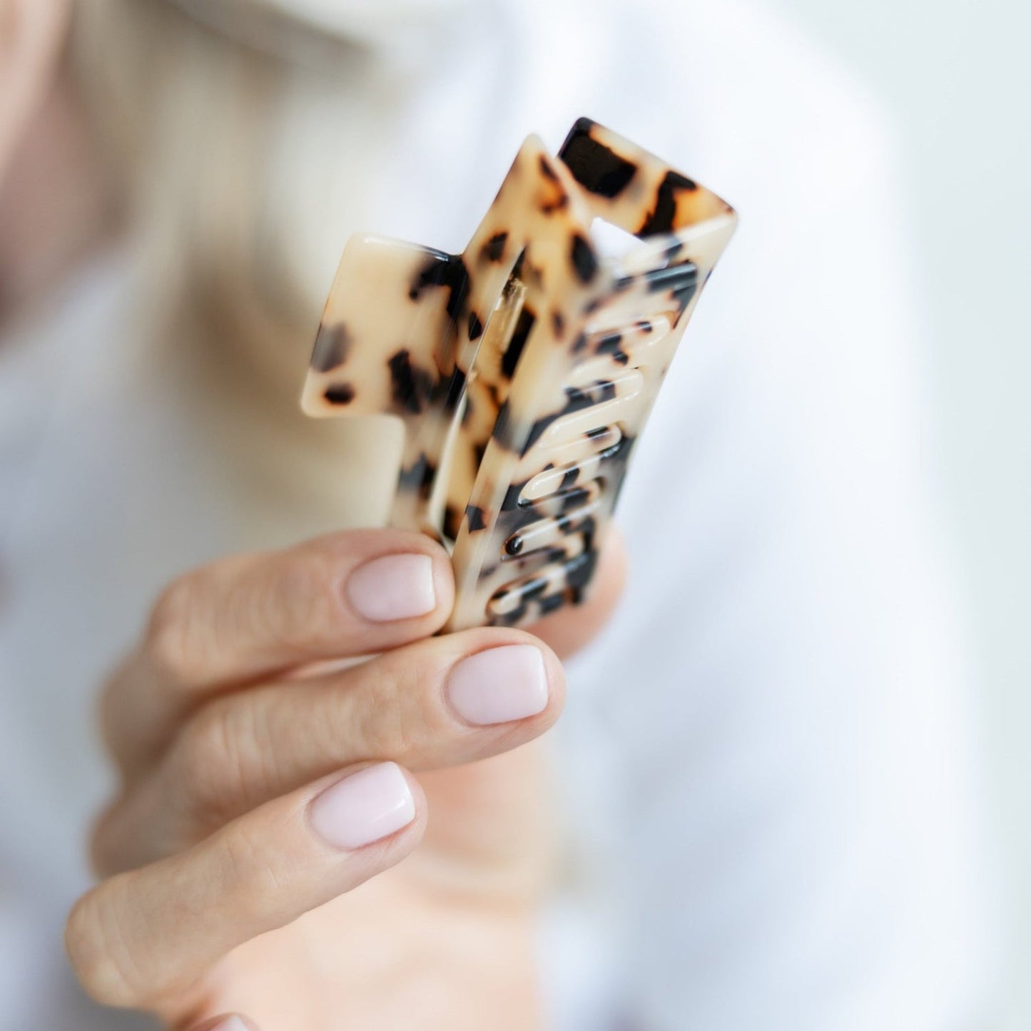 Hair Clip The Minimalist MEDIUM - Leo Light