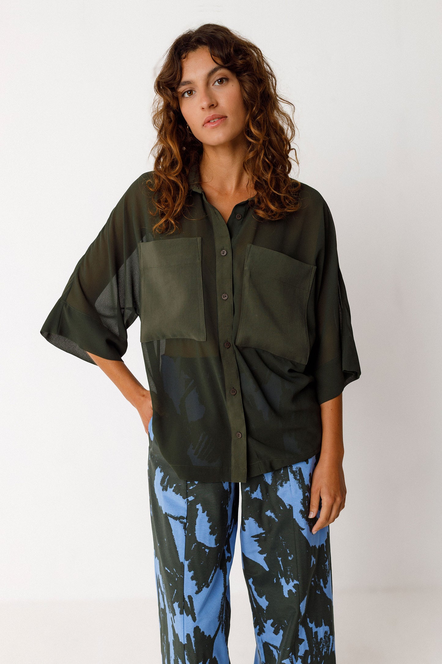 Kaia shirt - Bottle Green