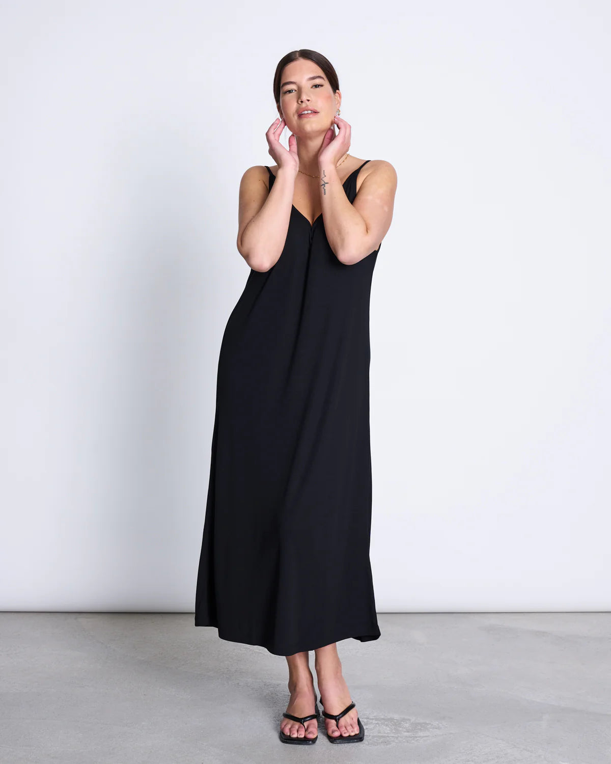 Midi Dress Triangle Flow - Black