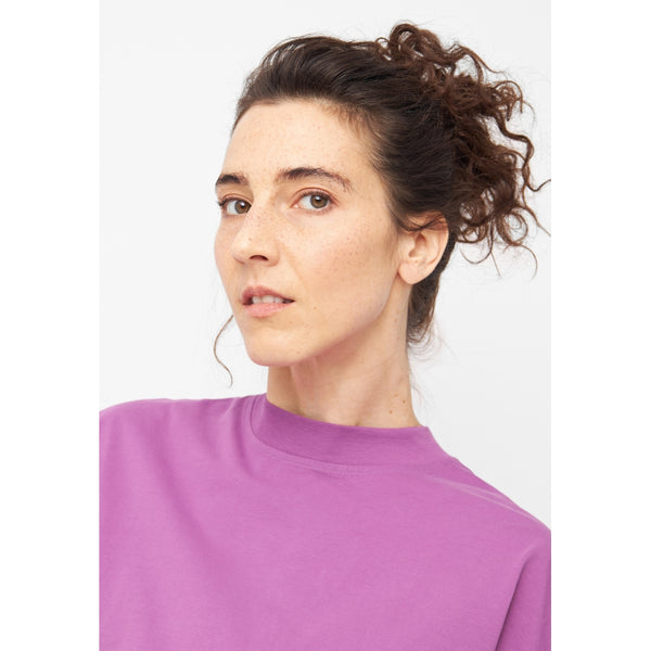 LAST ONE in S - Givn Amalia T-Shirt - Soft Violet