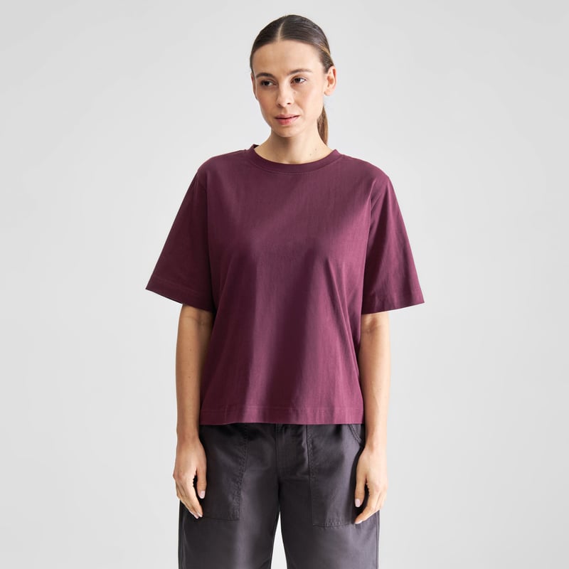 LAST ONE in XS - Vadstena Base T-shirt - Fig Red