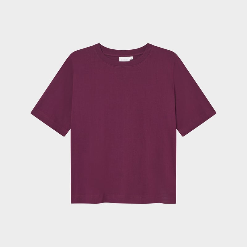 LAST ONE in XS - Vadstena Base T-shirt - Fig Red