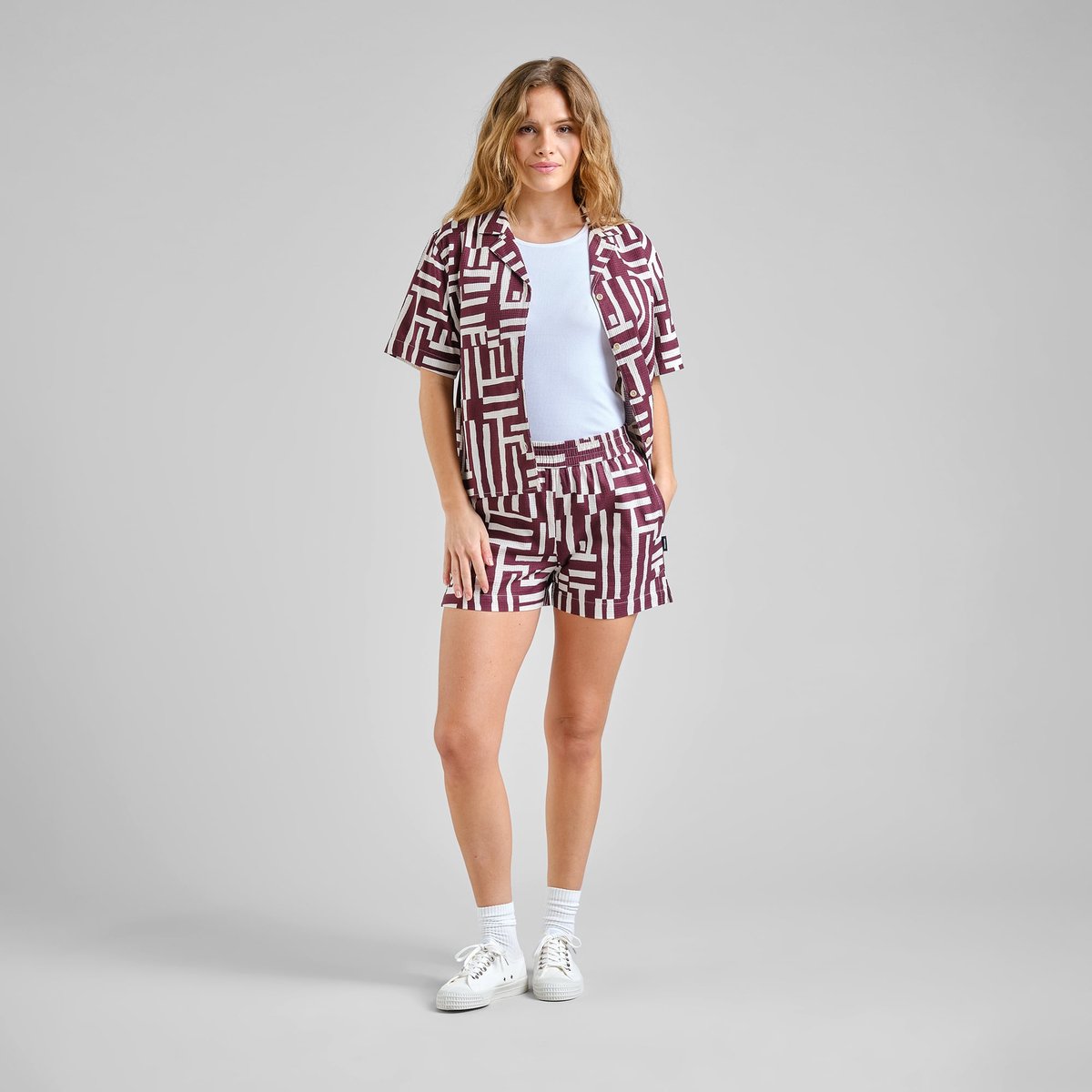 Torup Shirt Lines & Sticks - Fig Red