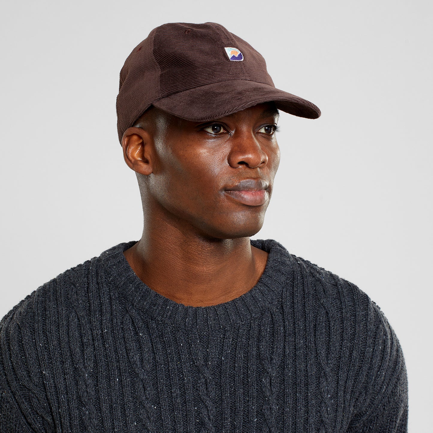 Soft Cap Slussen Corduroy Mountain Logo - Coffee Brown