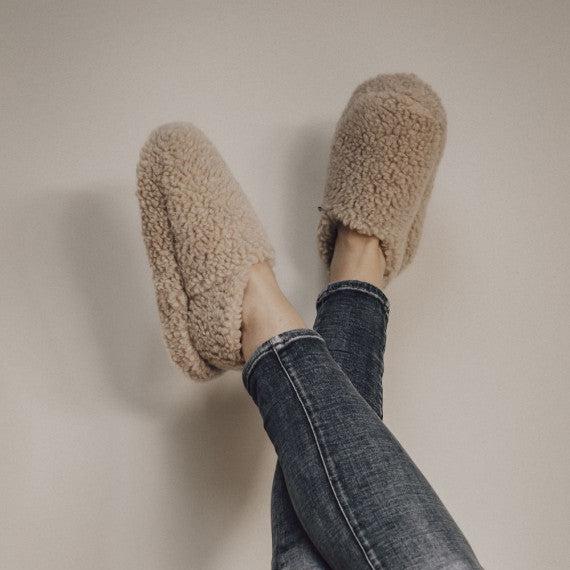 Wool Siberian Slippers - Beige