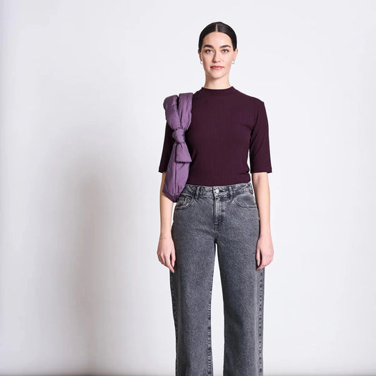 LAST ONE in XL - Nina T-shirt - Cherry Lacquer