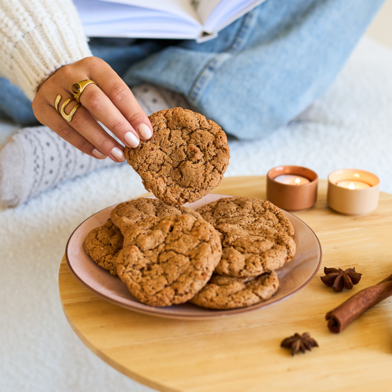 Happy Winter Cookies - Apple Cinnamon
