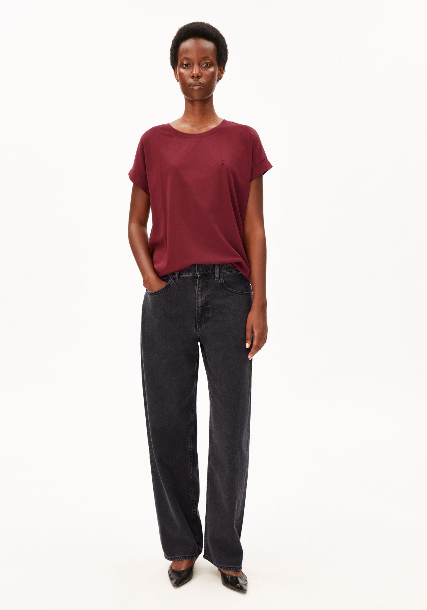 Idaara T-shirt - Velvet Red