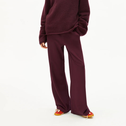 LAST ONE in M - Himaari Jersey Pants - Darki Cranberry