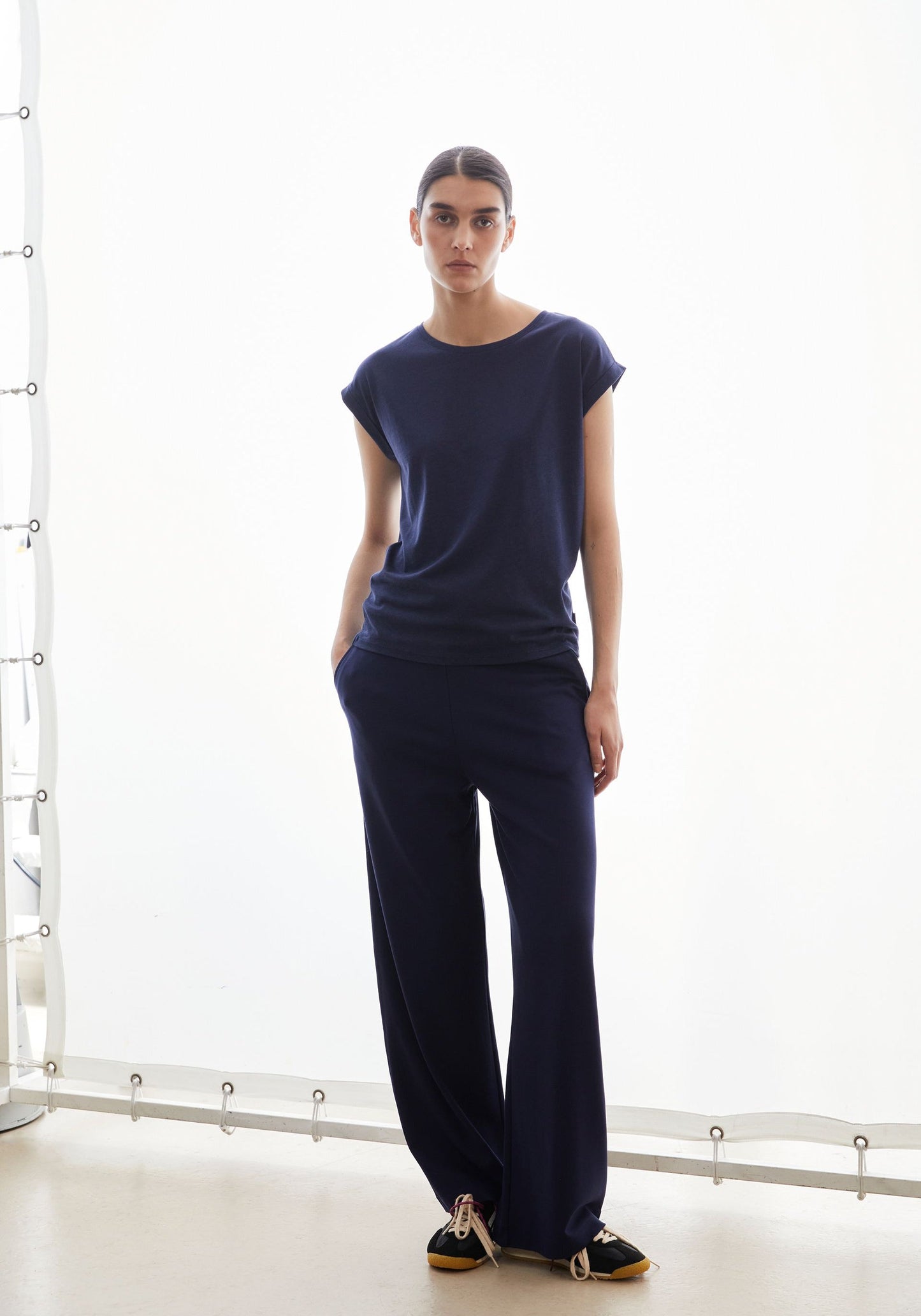 Jilaana T-Shirt Tencel Mix - Tinted Navy