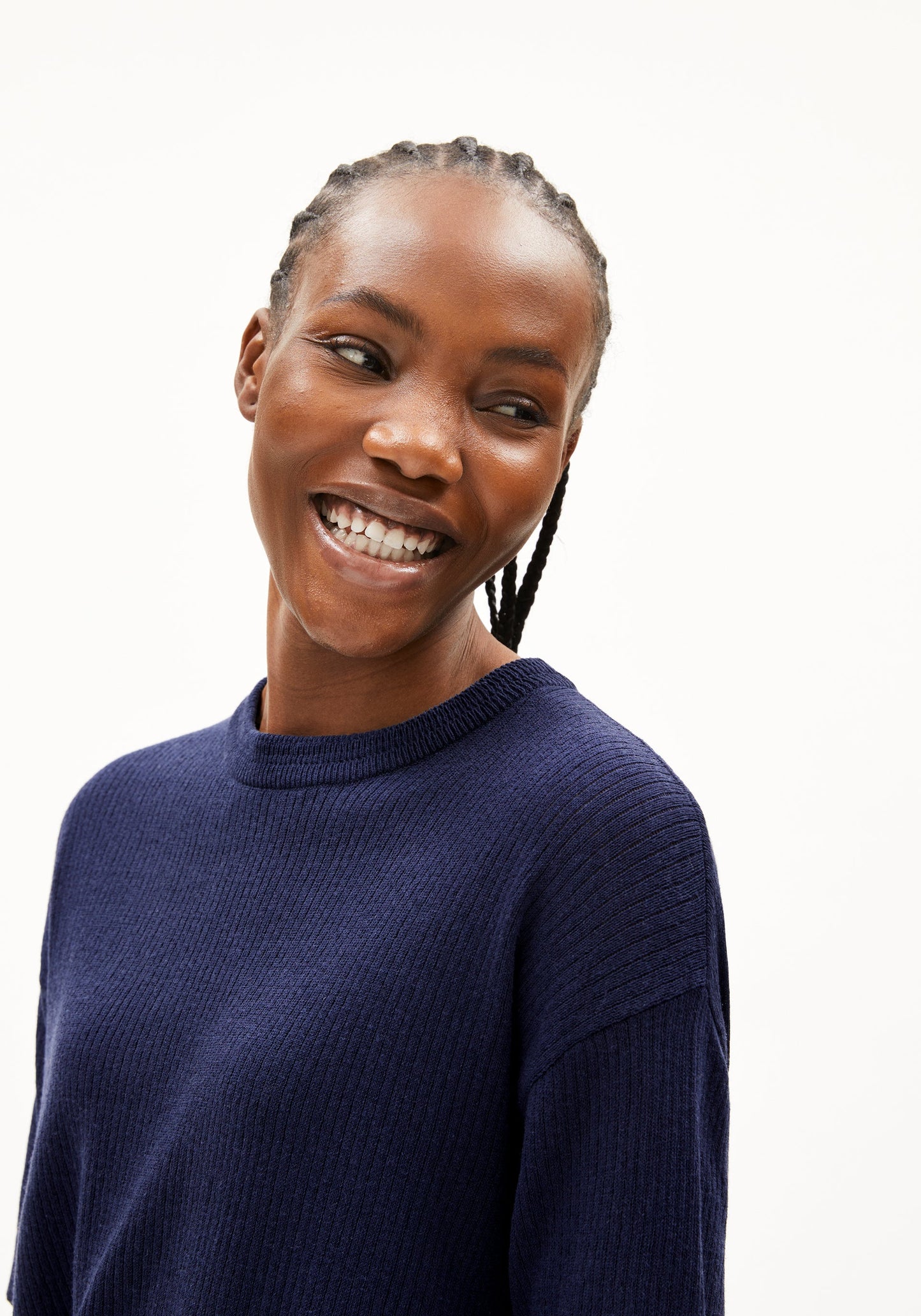 LAST ONE in M - Lizaa Lino Top - Tinted Navy