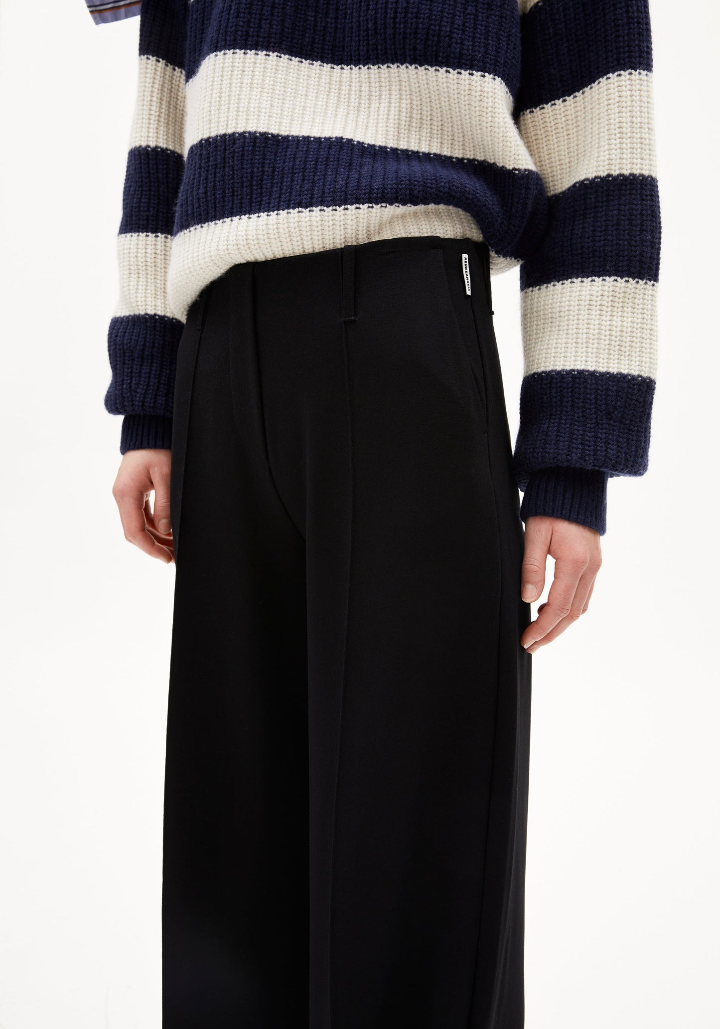 LAST ONE in XS - Maevaa Pants - Black