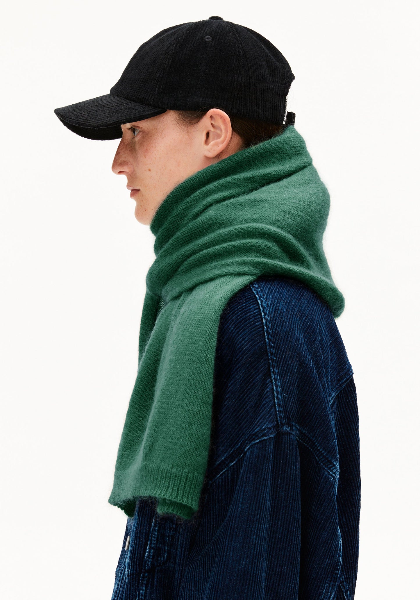 Yukinaa Solid Scarf - Emerald Green