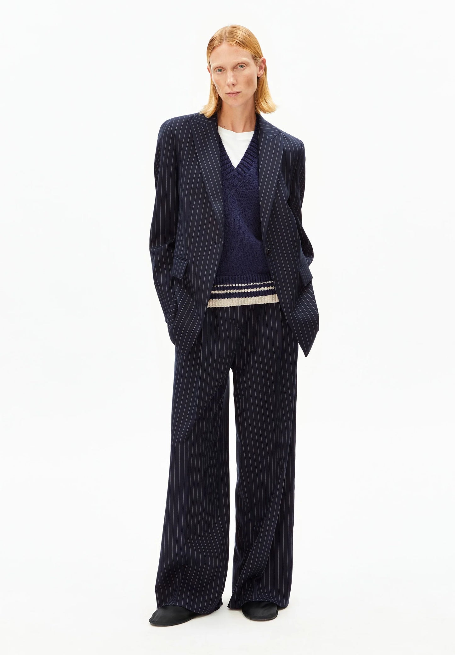 Mikulaa Blazer - Pinstripe