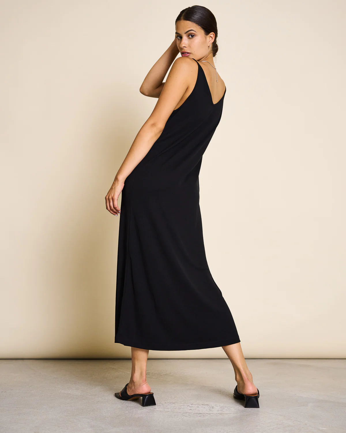 Midi Dress Triangle Flow - Black