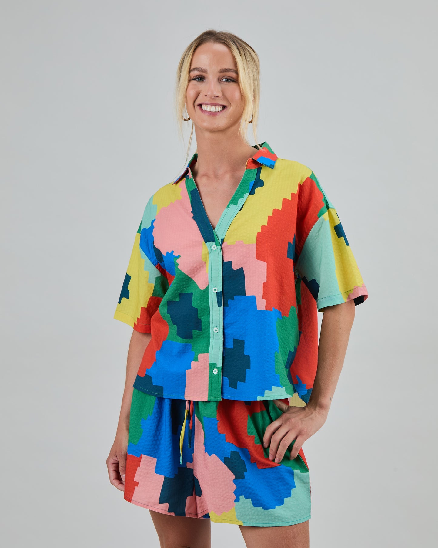 Bali Loose Shorts - Maxi Flower