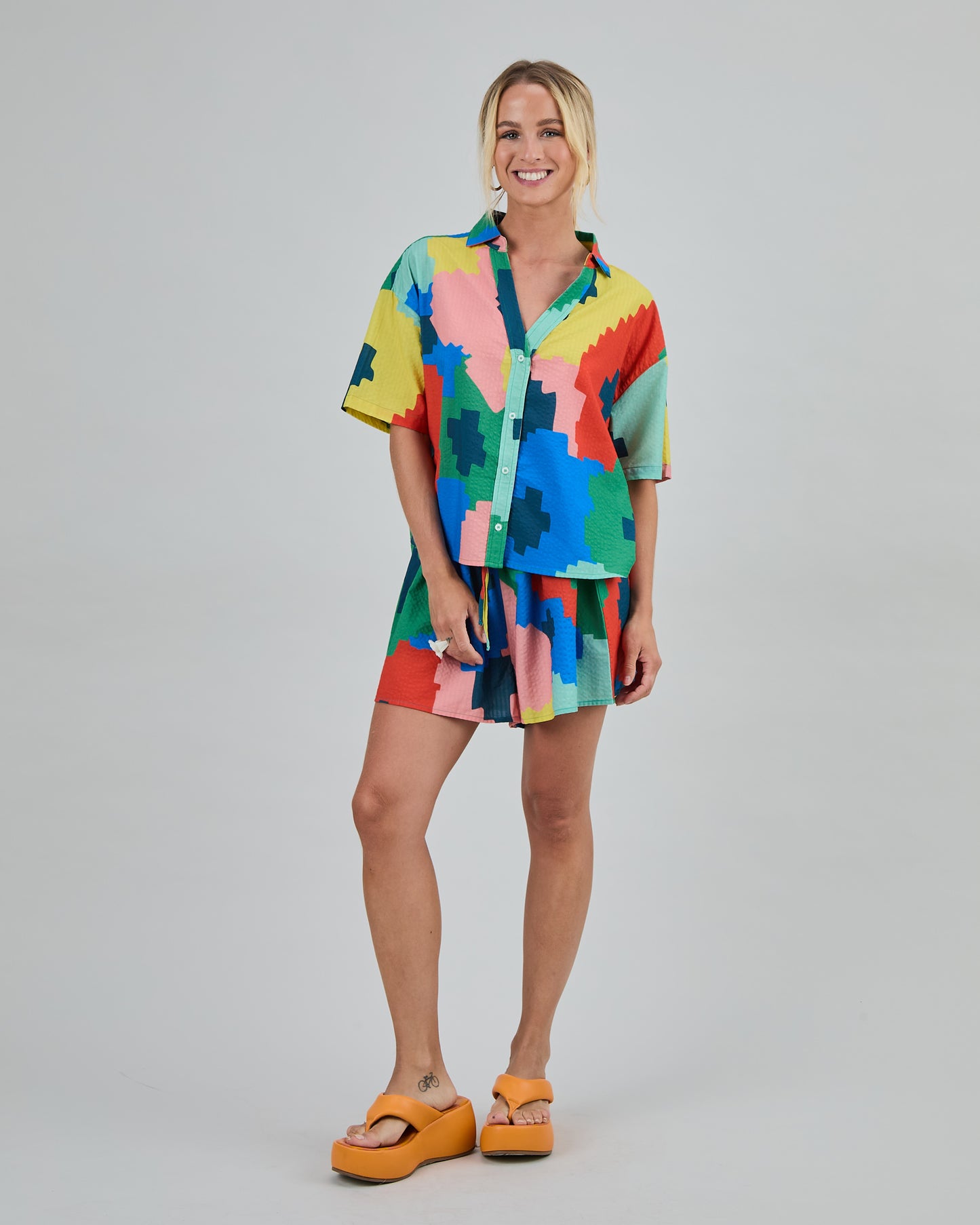 Bali Loose Shorts - Maxi Flower