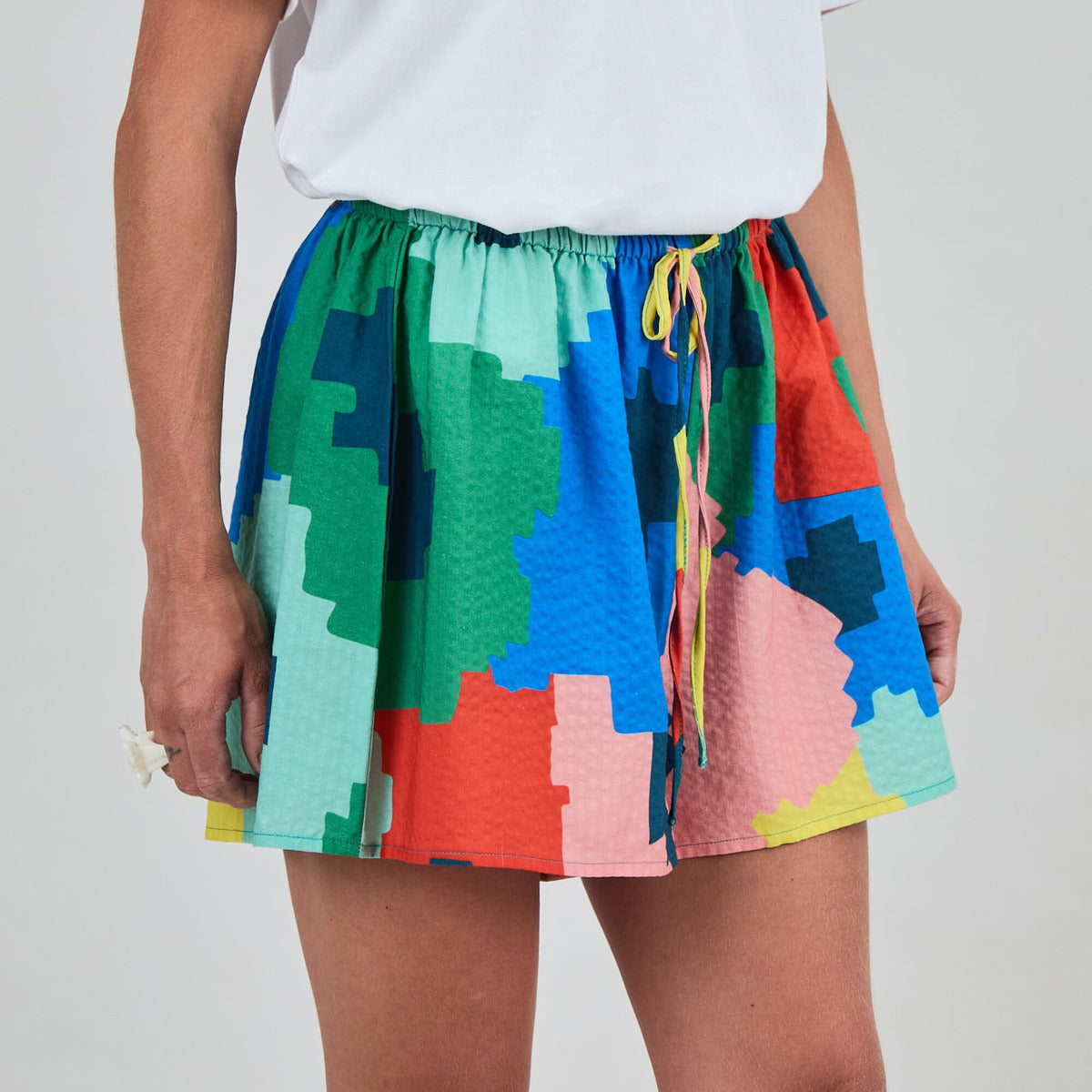 Bali Loose Shorts - Maxi Flower
