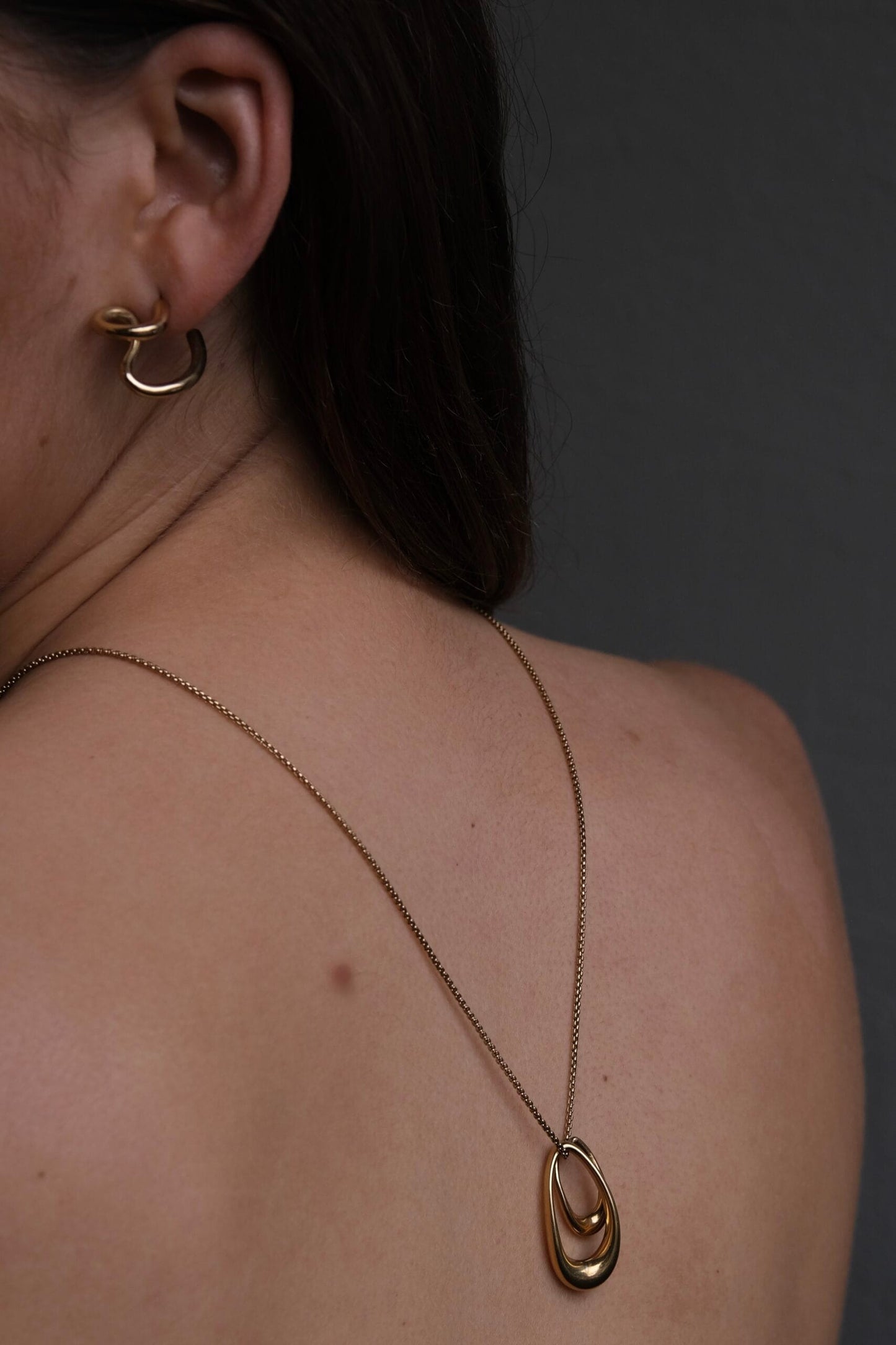 Bandhu Loop Necklace - Gold