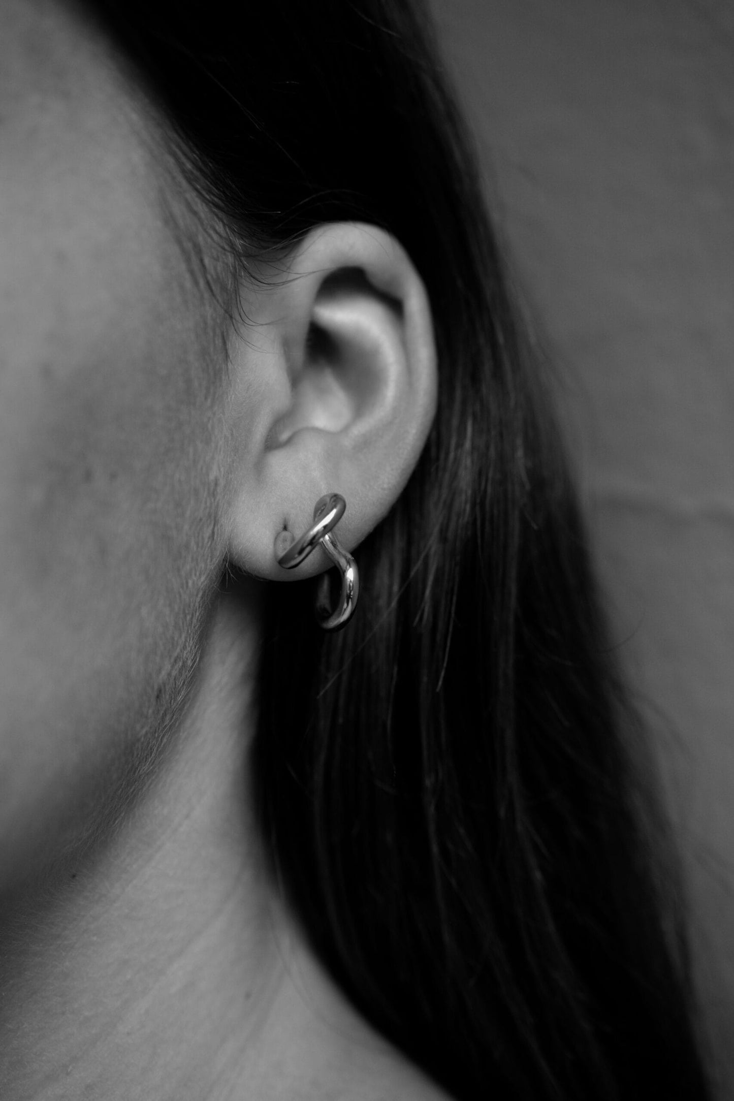Bandhu Loop Earrings - Silver