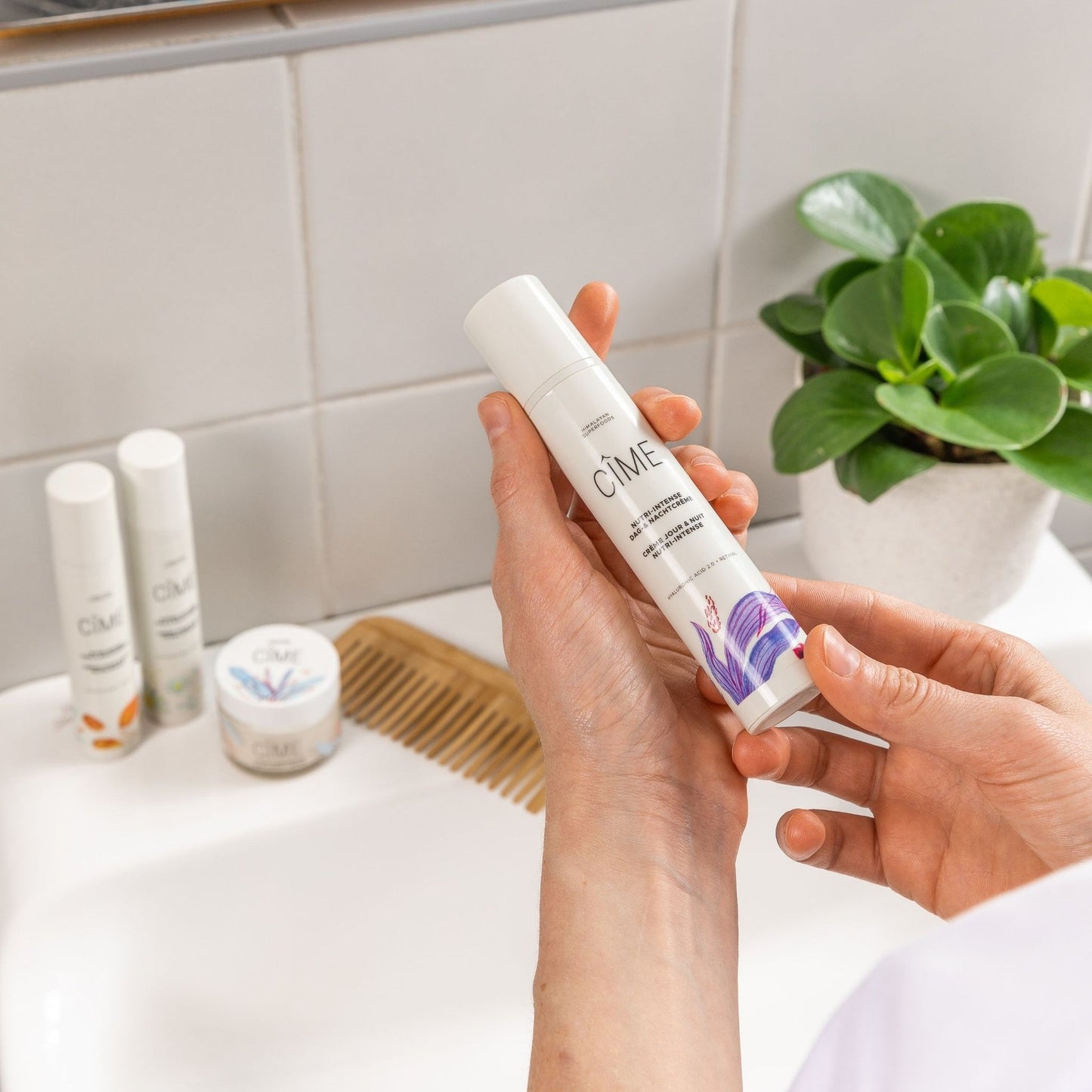 Honestly Aging - Nutri-Intense Day & Night Cream