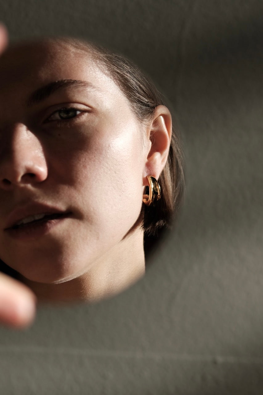 Bandhu Onda Earrings - Gold