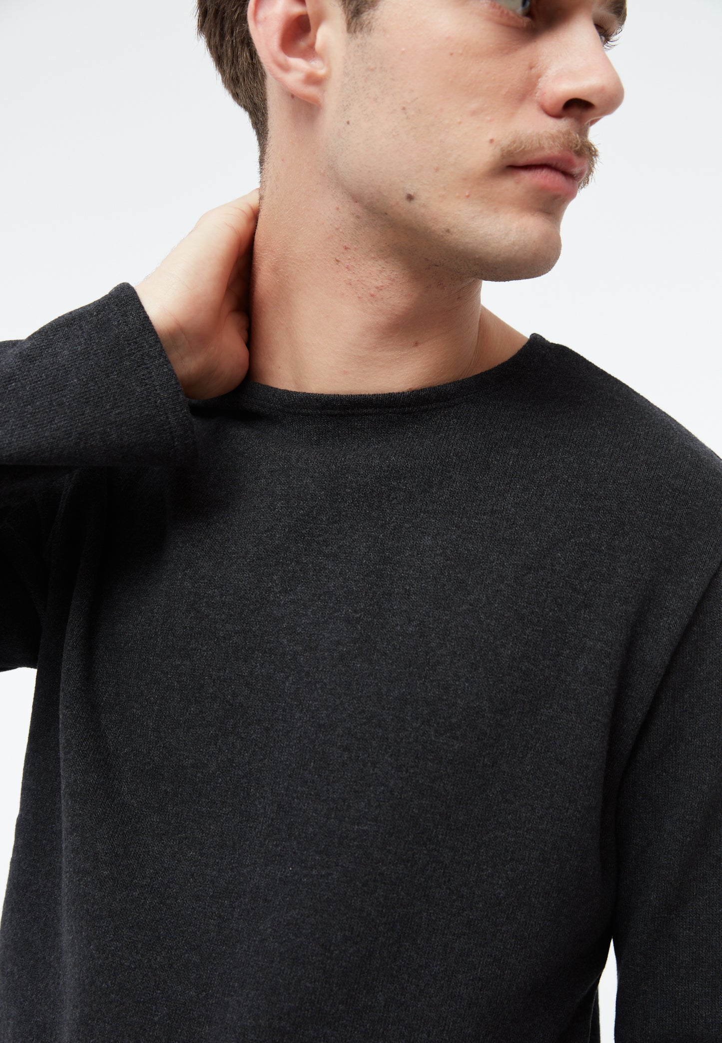 Ian Sweater - Dark Grey