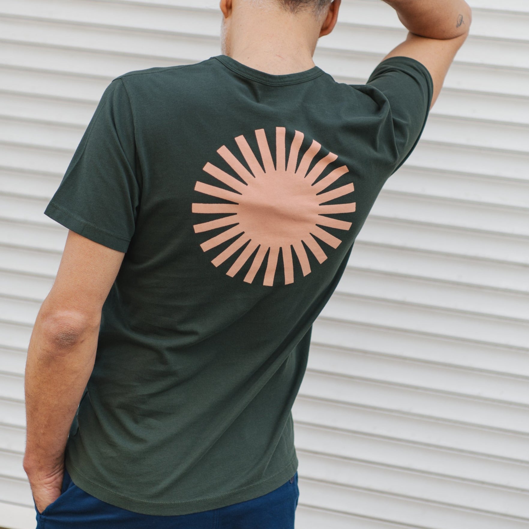 Coral Sol T-shirt - Bottle Green