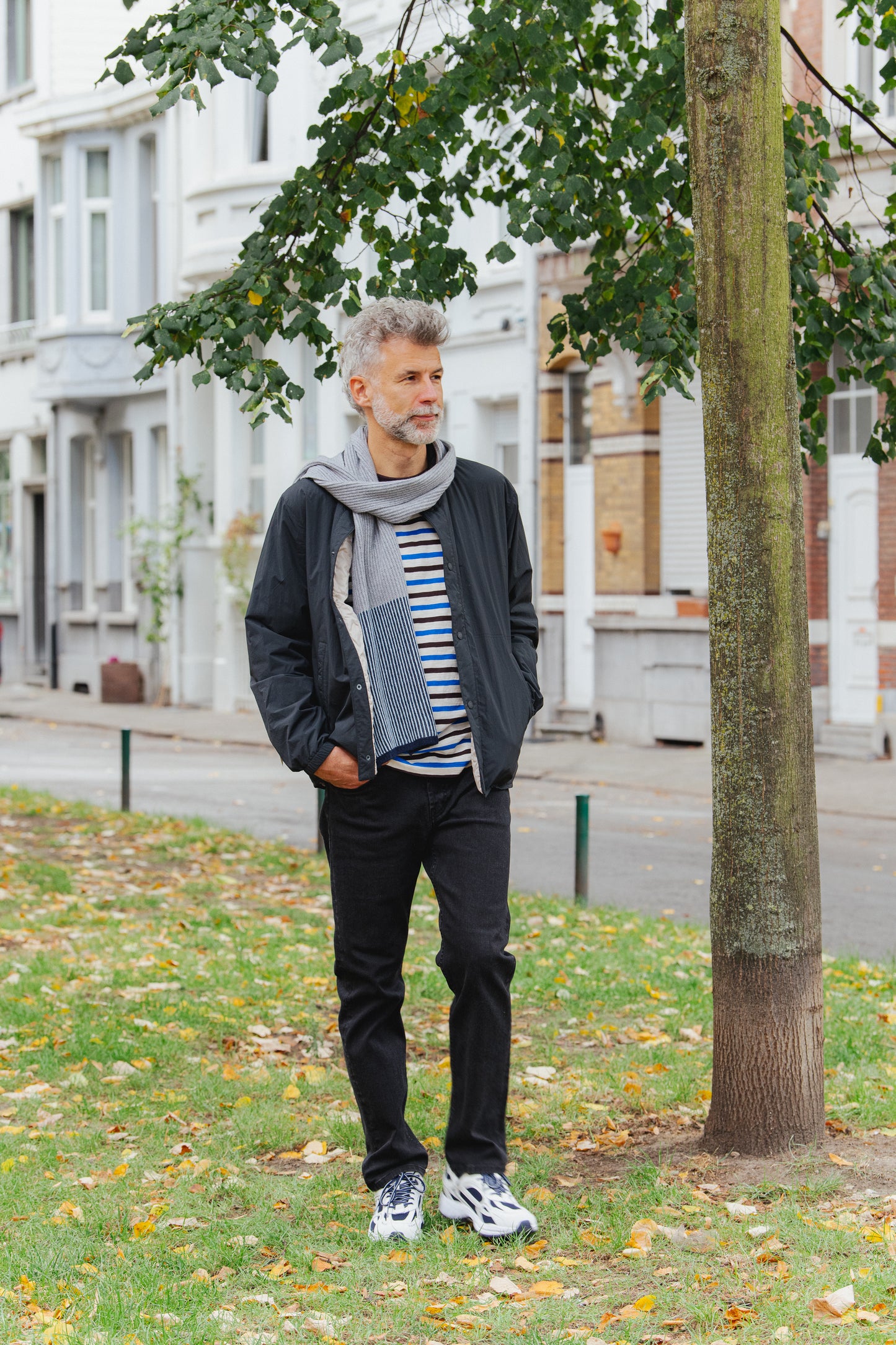 Teresa Recycled Cashmere Scarf - Blue Albastro