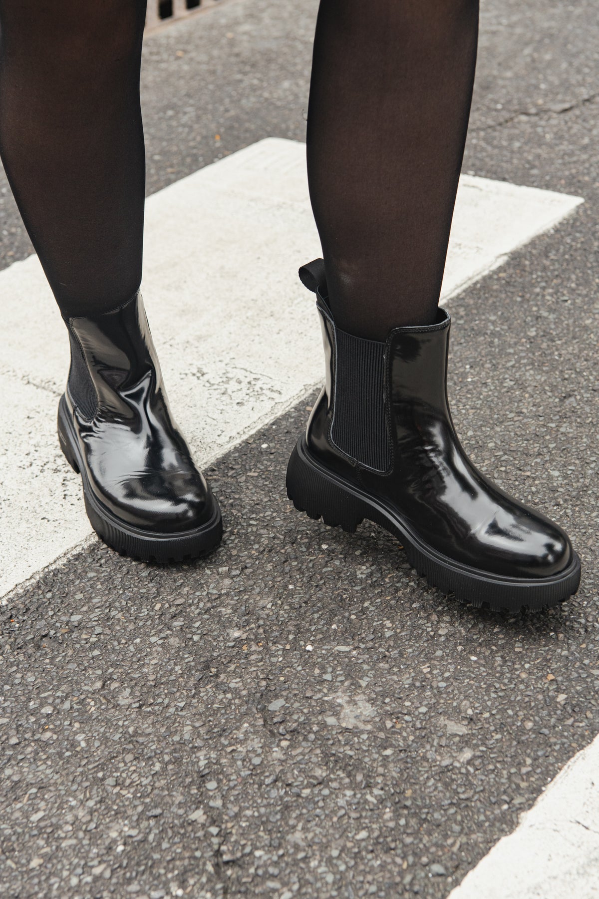 Aya Patent Boots - Black