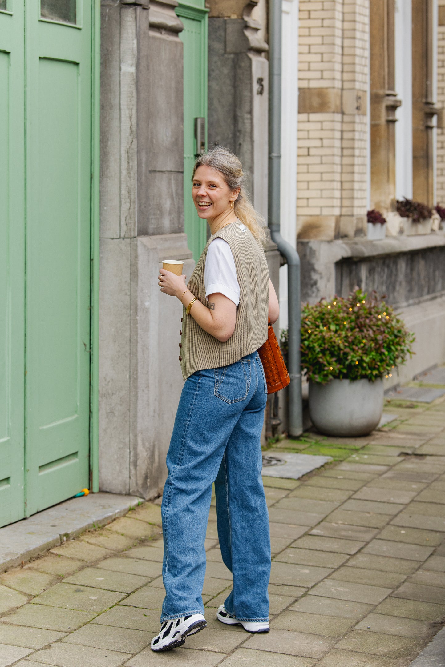 LAST ONE in XL - Sineriaa Check Vest - Sand Stone