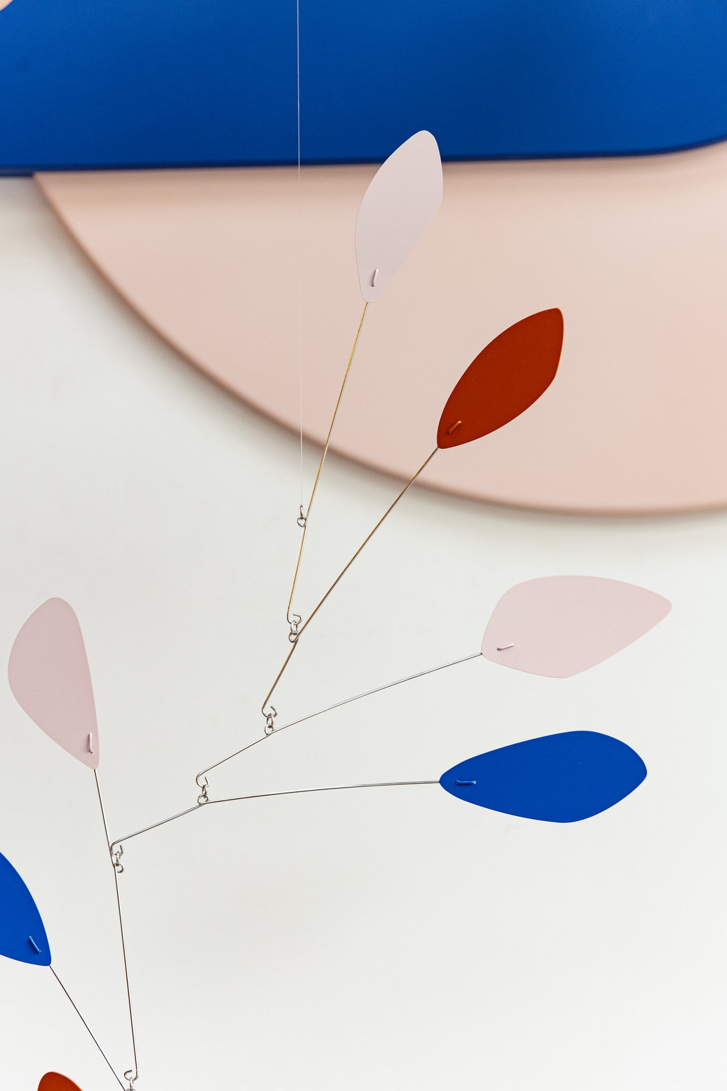 Kinetic Mobile Rio - Dusty Pink/Cobalt Blue/Rusty Orange