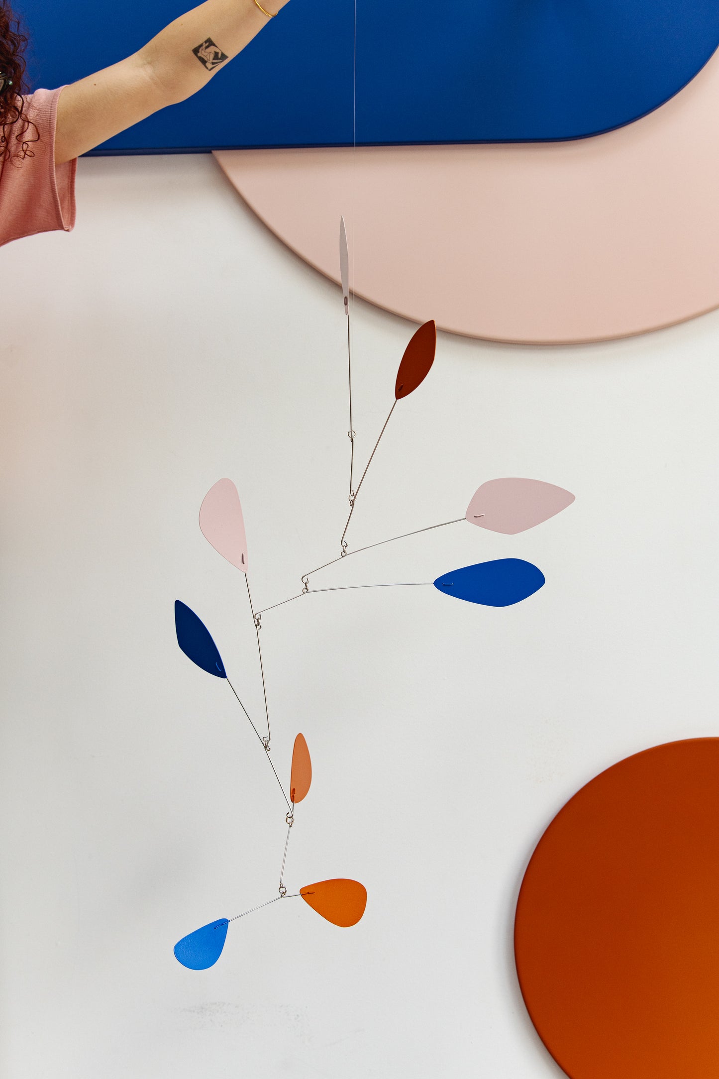 Kinetic Mobile Rio - Dusty Pink/Cobalt Blue/Rusty Orange