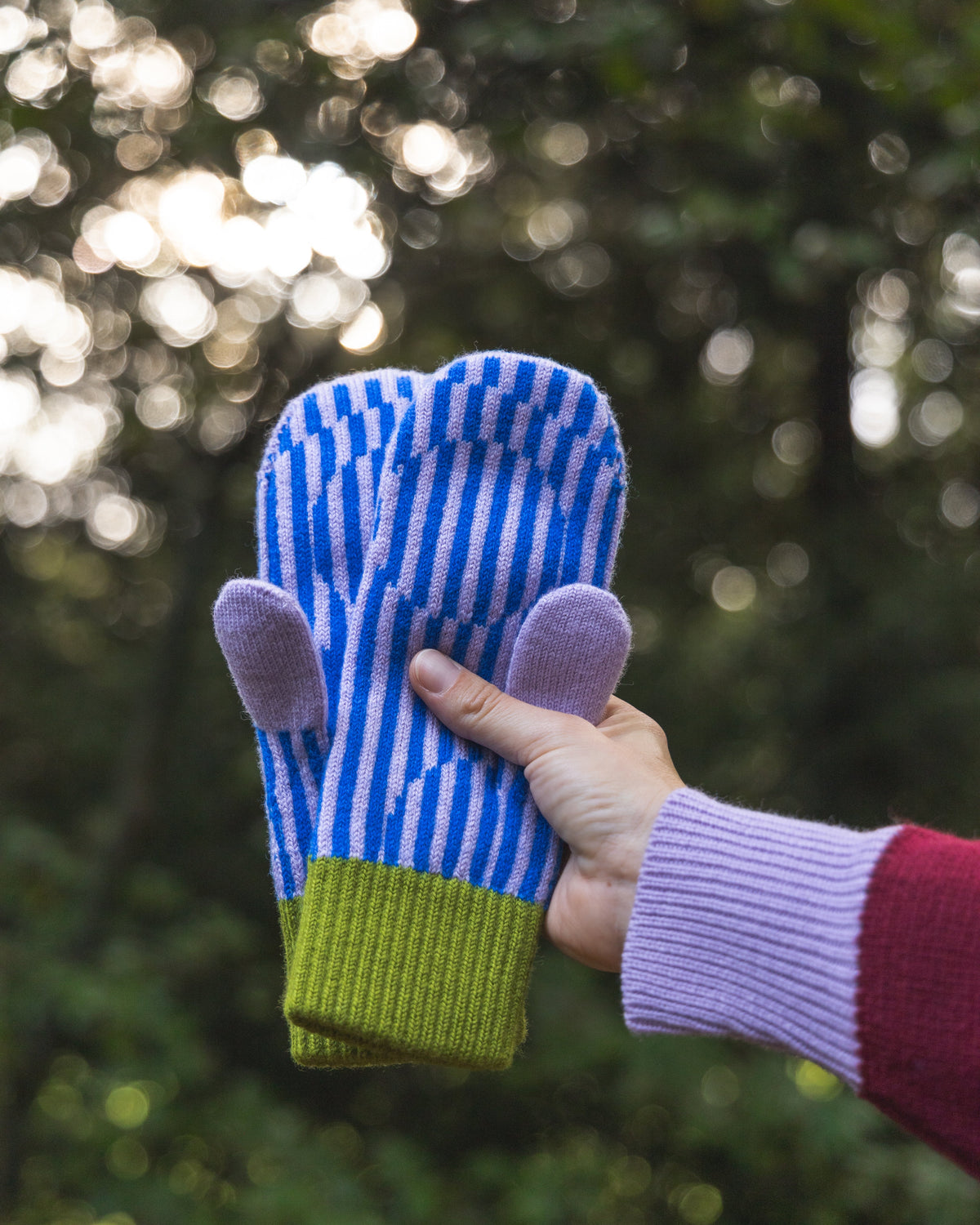 Mittens Times New Roman - Cobalt