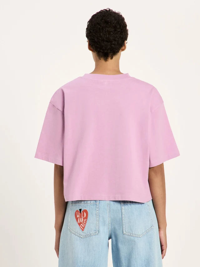Oversized Statement T-shirt WILD AND FREE - Berry