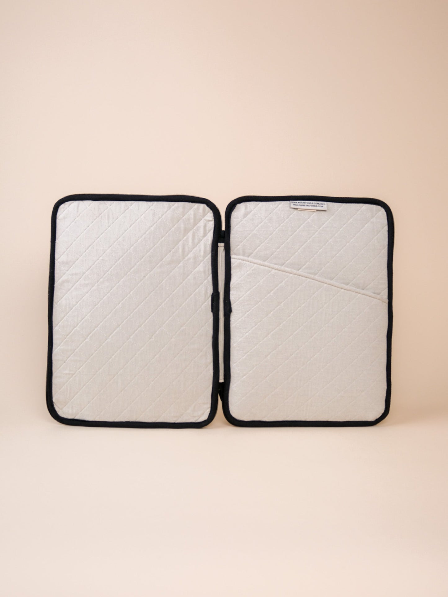 Laptop Sleeve 14" - White Red