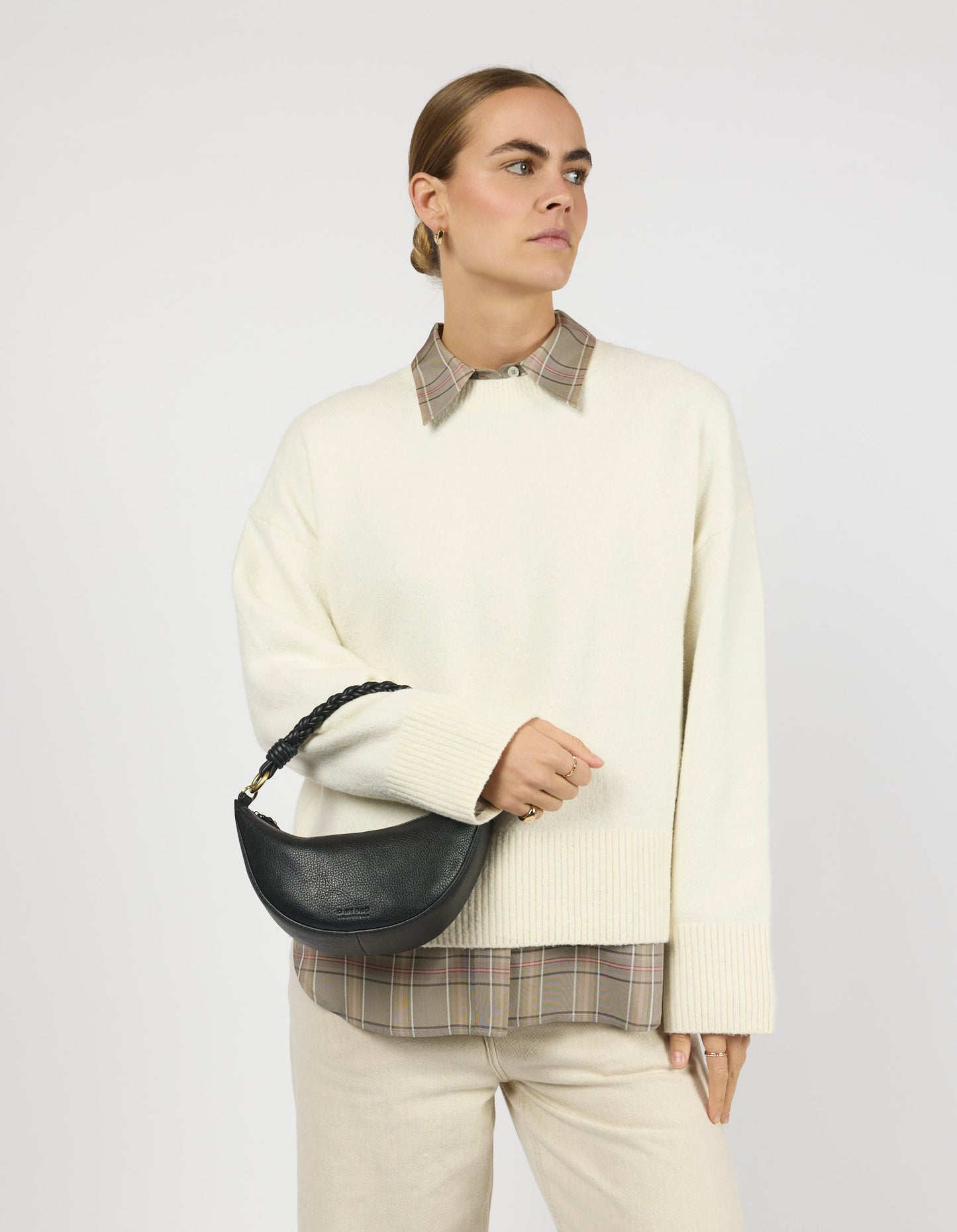 Leo Mini - Black Soft Grain