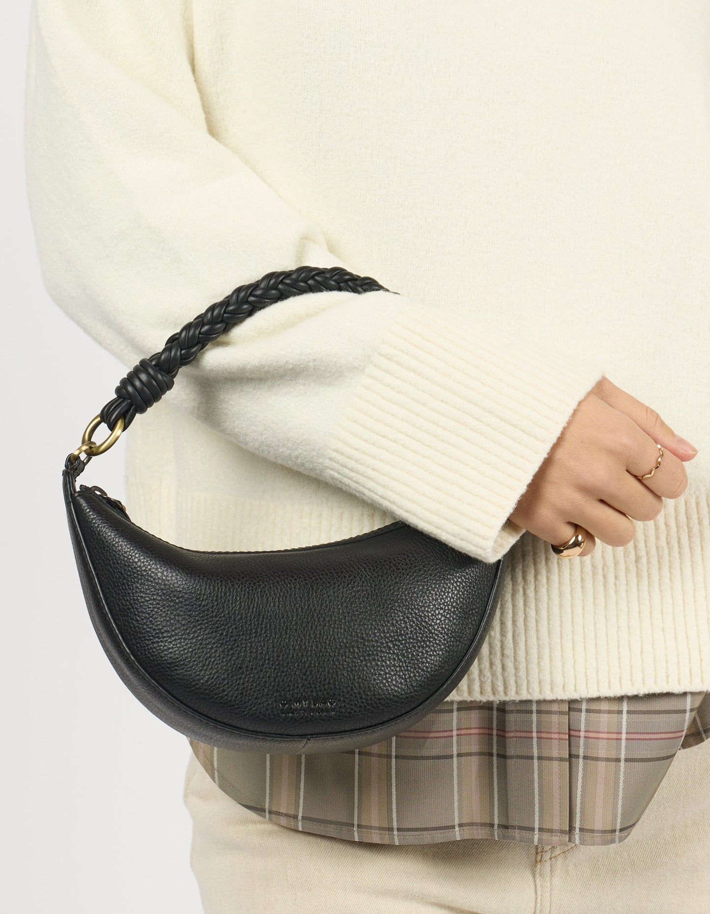 Leo Mini - Black Soft Grain