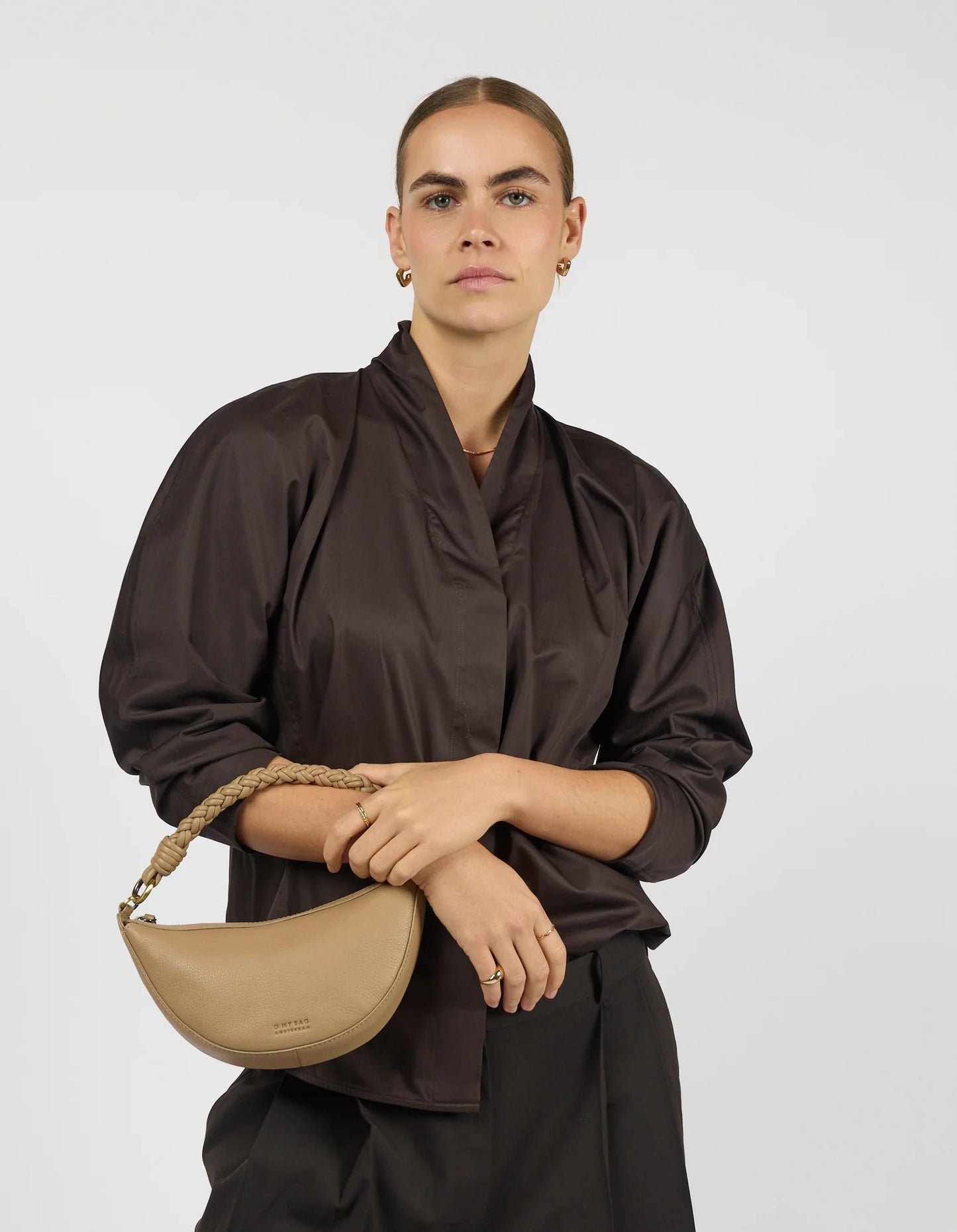 Leo Mini - Dark Sand