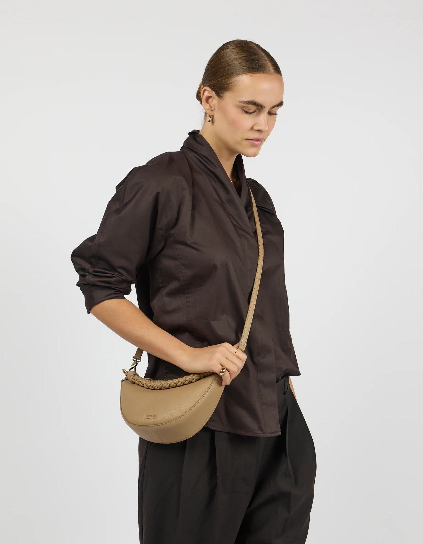 Leo Mini - Dark Sand