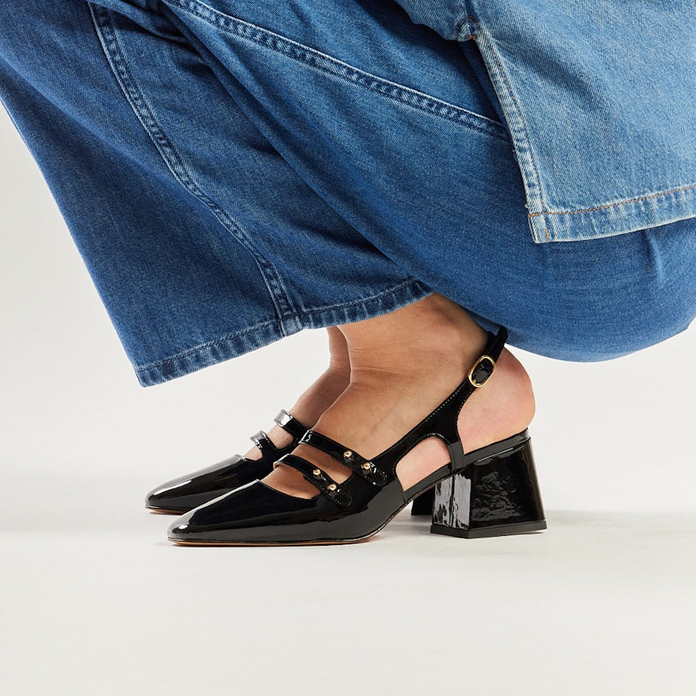 Soline Pumps - Black Varnished