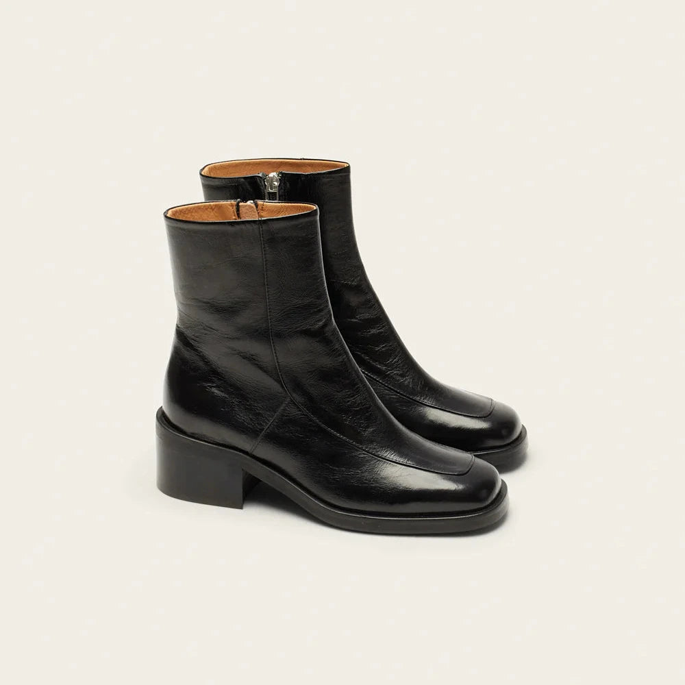 LAST PAIR in 36 - Heeled Ankle Boots Callie - Black