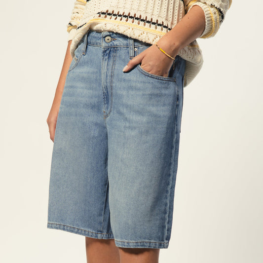 Suzanne Bermuda - Triple Stone