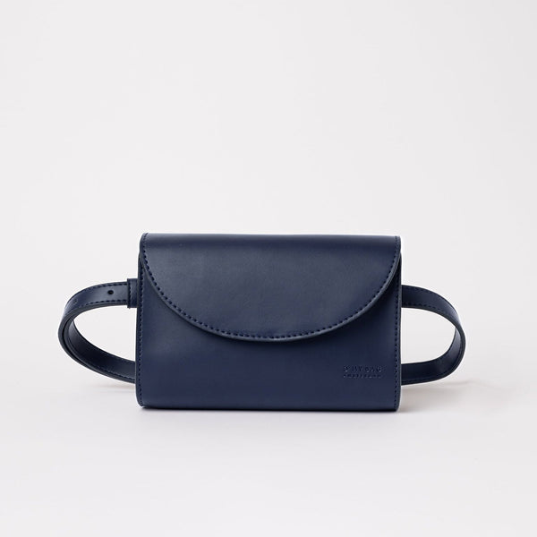 Sanne Belt Bag - Navy Vegan Uppeal™