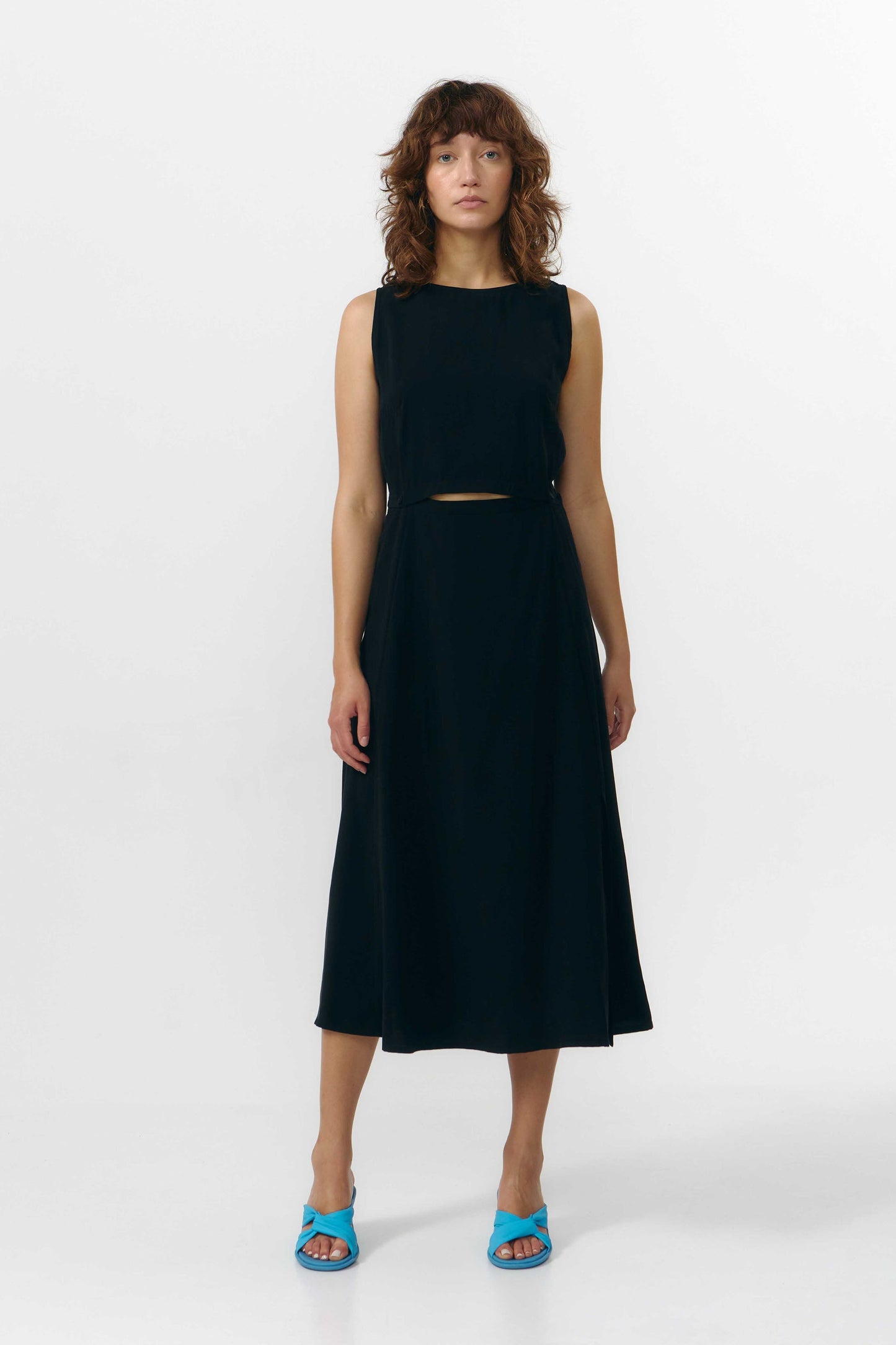 LAST ONE in L - Tera Dress - Black